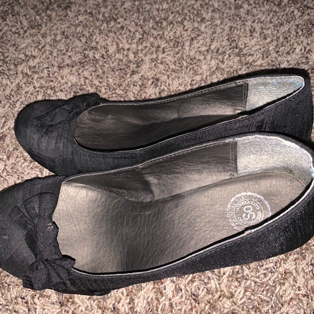 SO Short Pump Black Heels